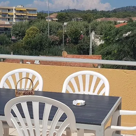 Apartment Duplex With Beautiful Sea View Saint-Raphael (Var)