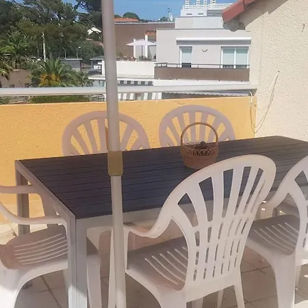 Duplex With Beautiful Sea View Apartment *