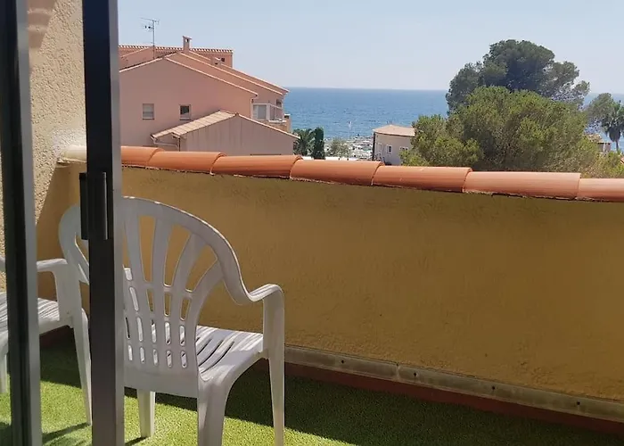 Duplex With Beautiful Sea View *