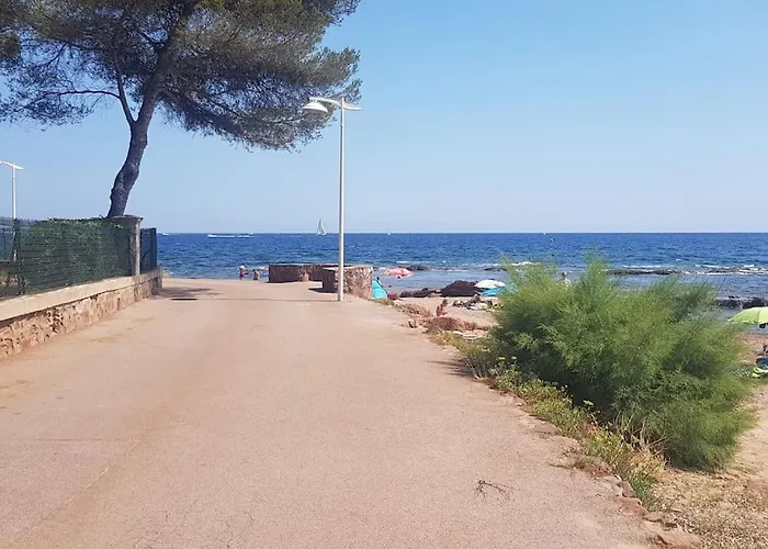 Duplex With Beautiful Sea View Apartmán