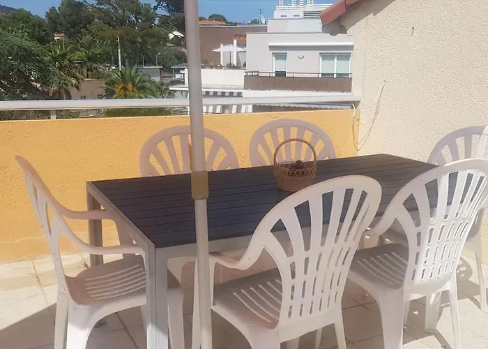 Duplex With Beautiful Sea View Apartmán *